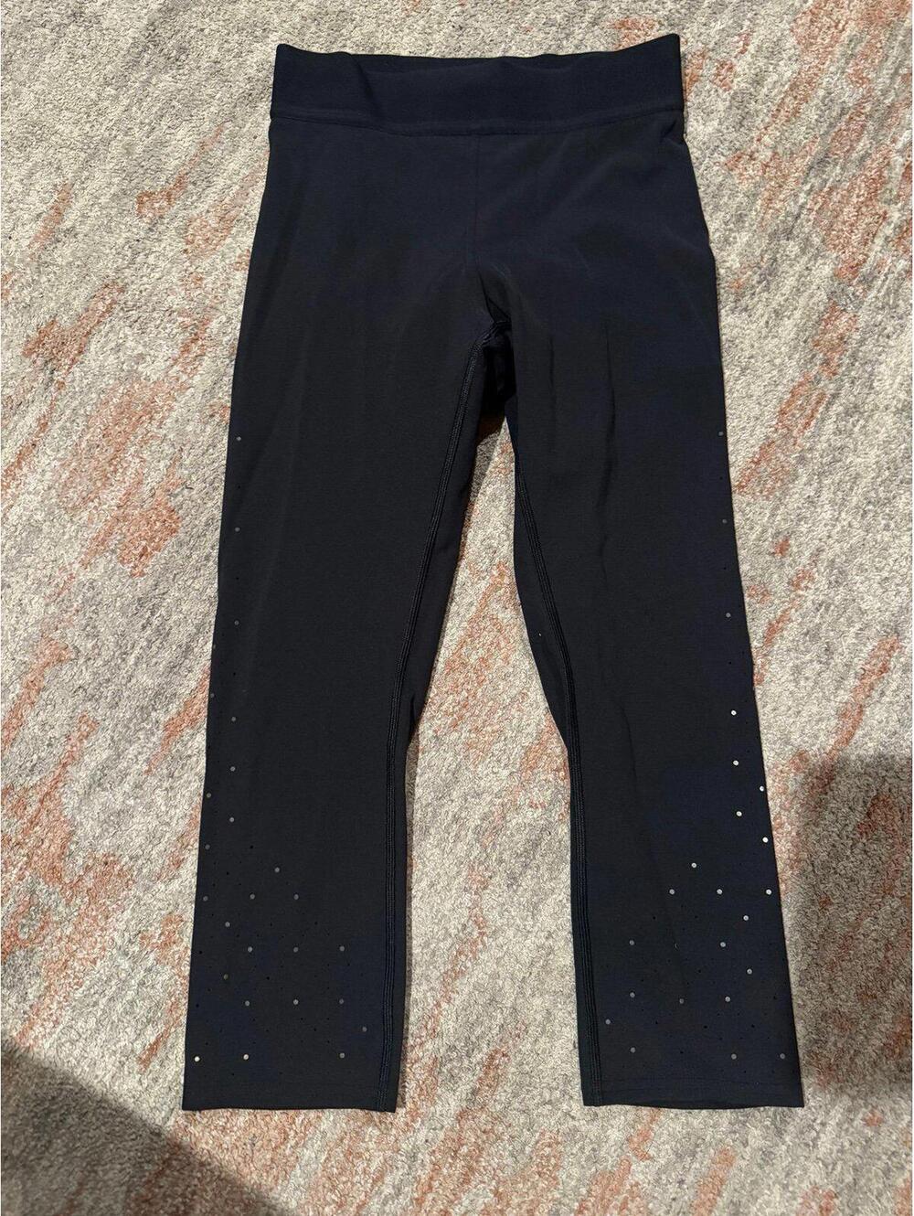 Lululemon SoulCycle Ride and Reflect Black leggings sz 6 EUC